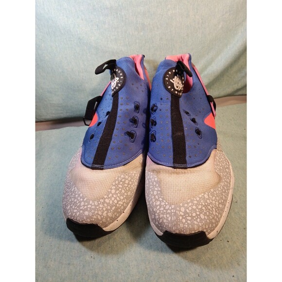 NIKE Men 10.5 US Air Huarache Utility Sneakers 806979-104 - Picture 3 of 6